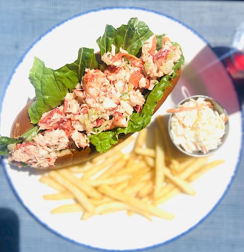 Best Restaurant Jamestown RI with Marina Views Conanicut Marina Onsite Restaurant & Cafe